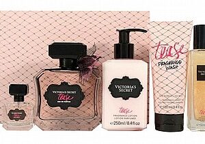 ויקטוריה סיקרט סט Tease Dark Set Edp 100 מ"ל מיניאטורי Edp 7 5 מ"ל שמן נצנצים 50 מ"ל חלב גוף 250 מ"ל וג'ל רחצה 100 מ"ל